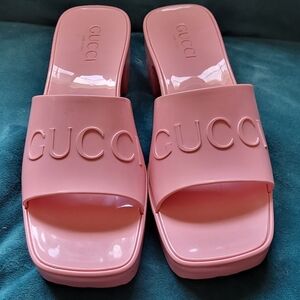 Gucci Rubber Slide Sandal